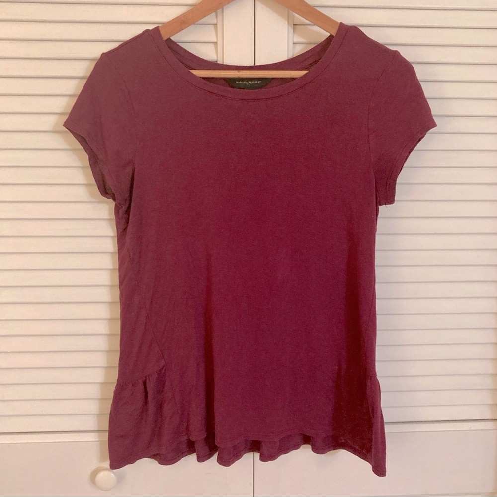 Banana republic plum peplum t-shirt
